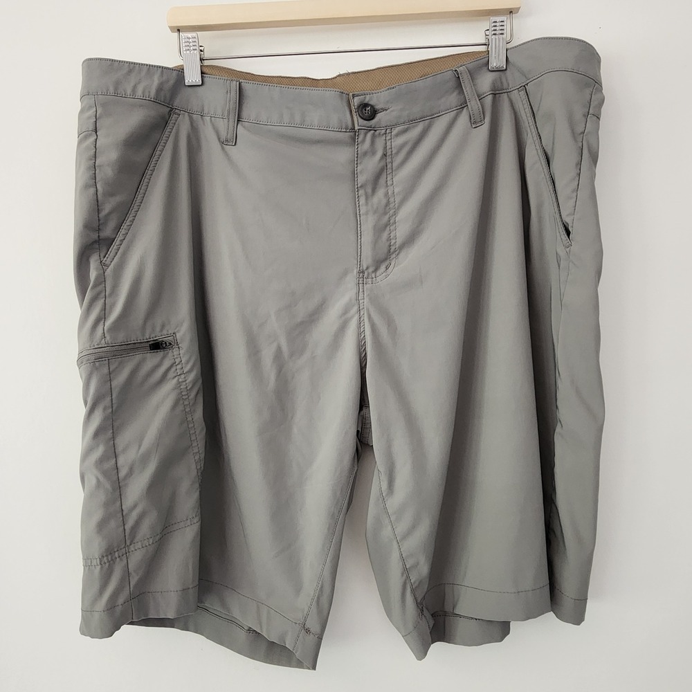 Eddie Bauer gray cargo pocket shorts mens size 40
